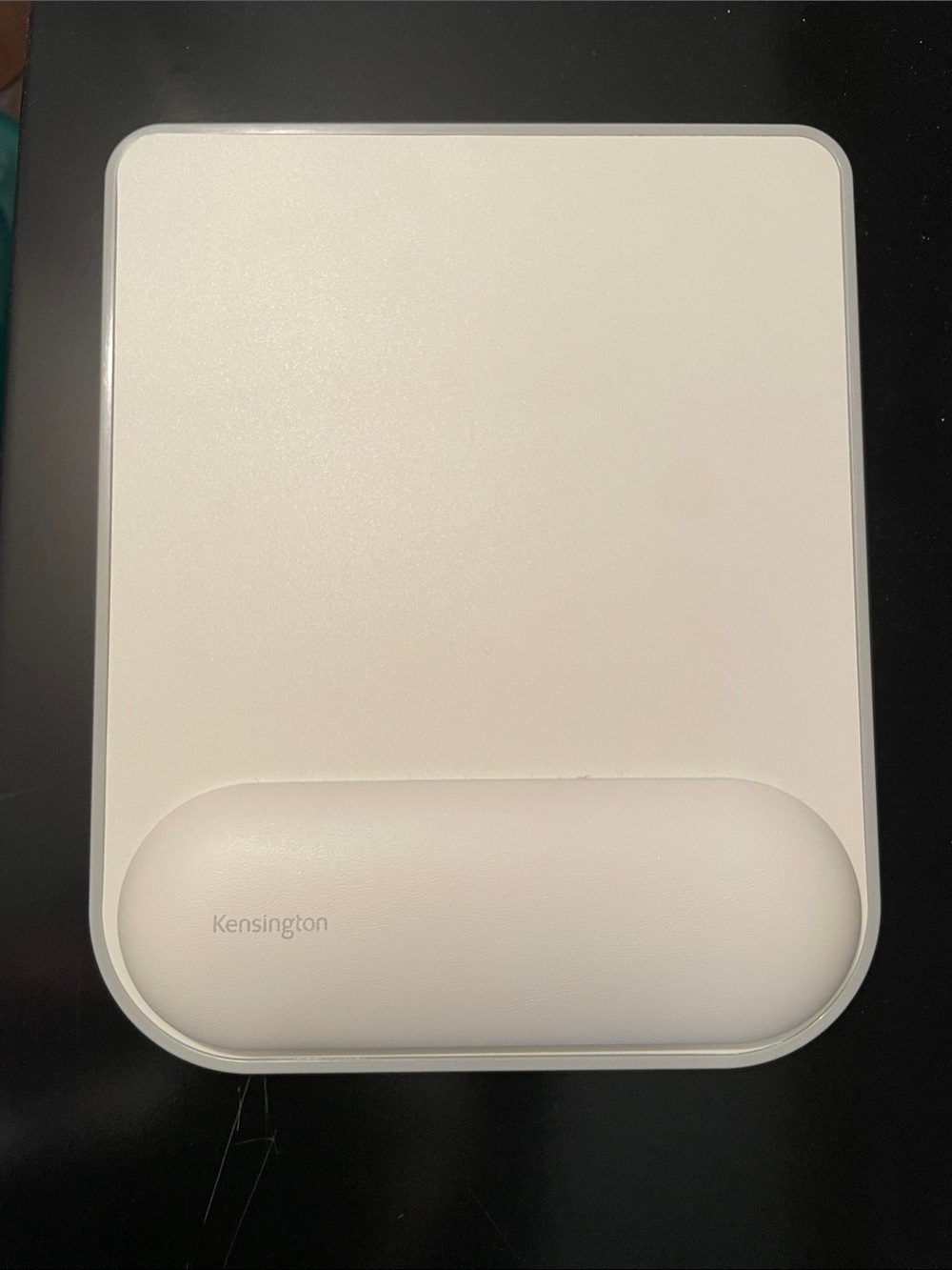 ErgoMouse Wrist Rest Mouse Pad for Standard Mouse by Kensington